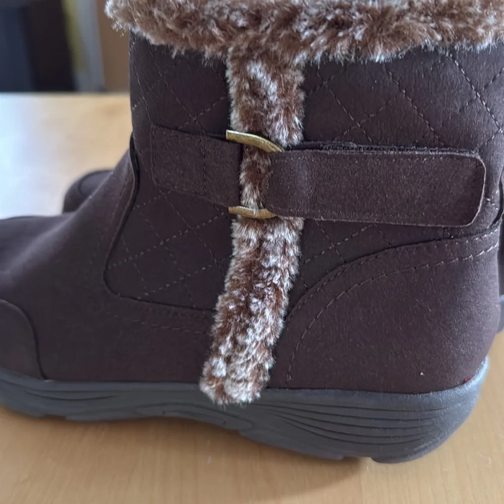 Easy Spirit Valor Boot NWT Size 7